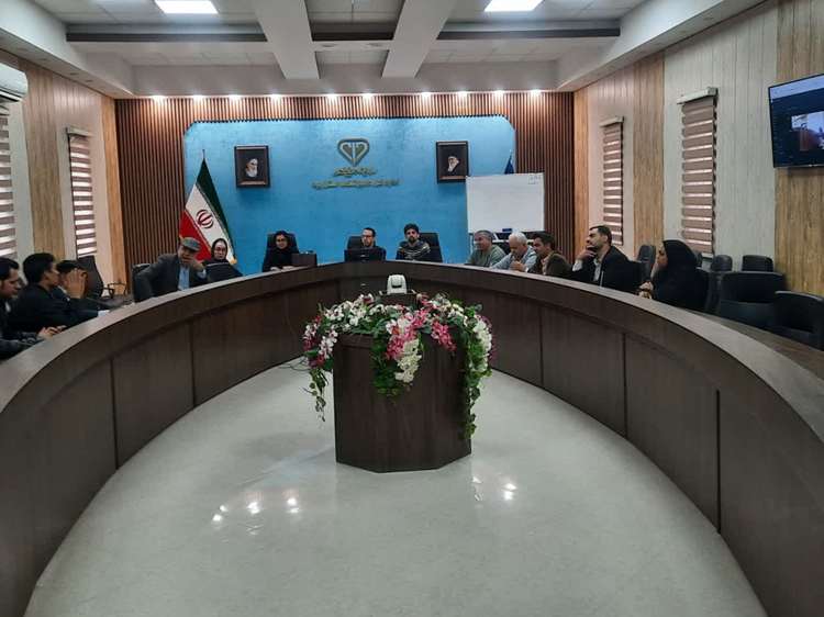 برگزاری جلسه تخصصی بیماری‌های طیور در اداره کل دامپزشکی استان یزد